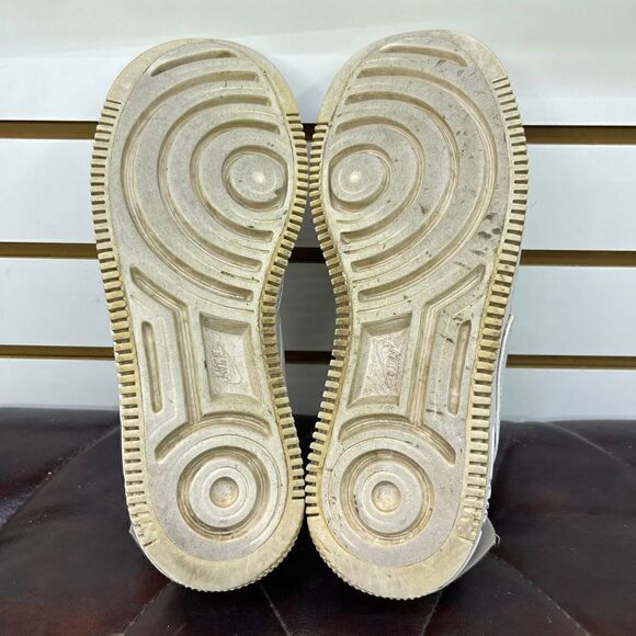 Nike Womens AF1 Low Jester XX Reimagined Triple White Size US 8.5 AO1220-100 - Picture 7 of 7